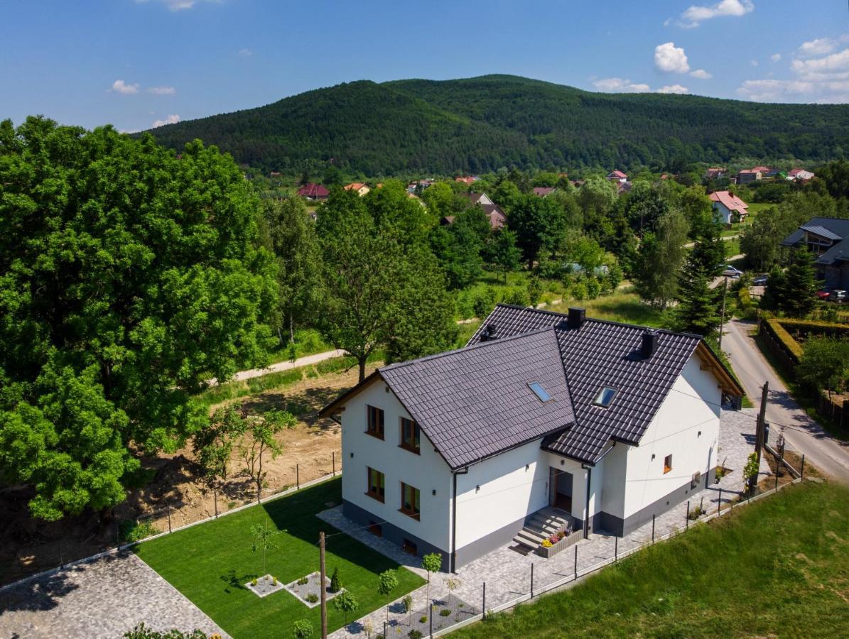 Dom Pod Jesionem Apartamento Jaroszowice Exterior foto