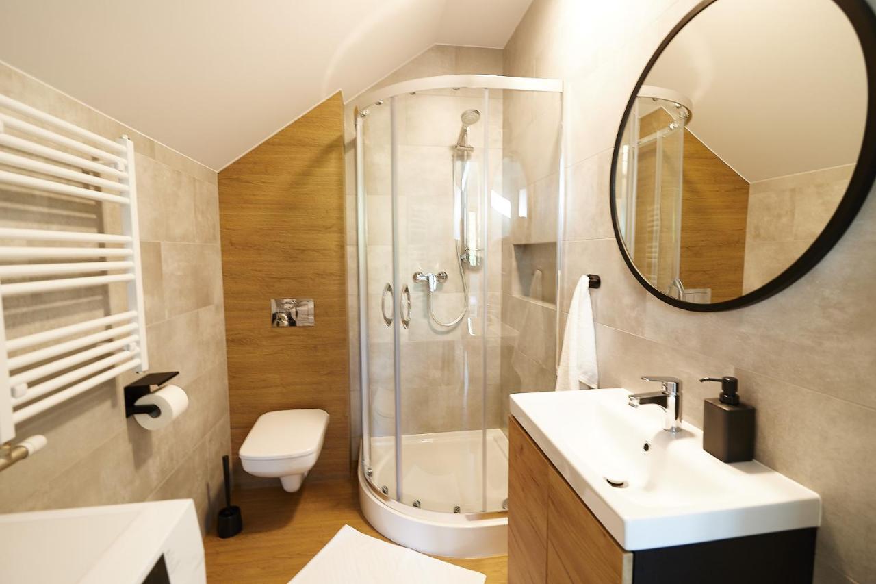 Dom Pod Jesionem Apartamento Jaroszowice Exterior foto